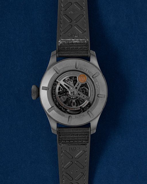 IWC Pilot's Timezoner IW395505 Image 2